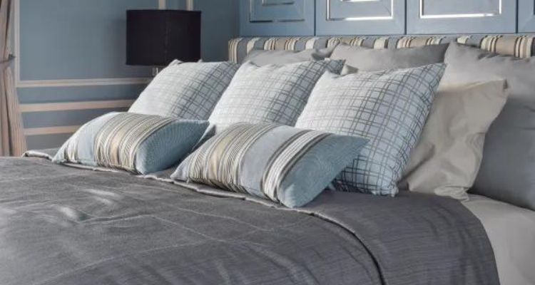 difference between percale and sateen