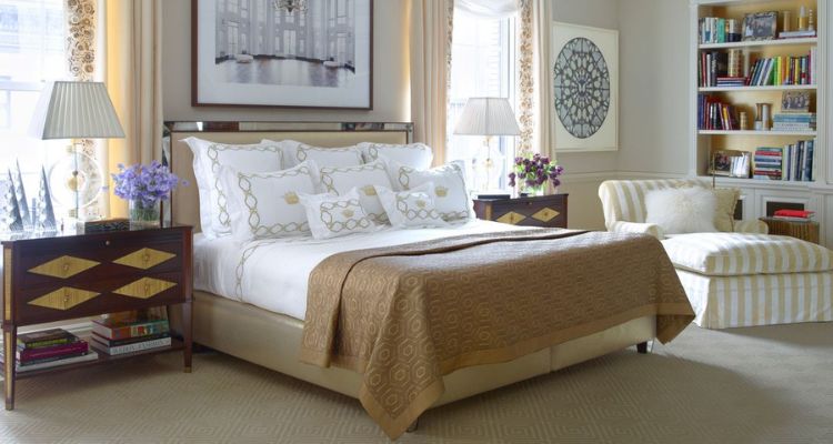 difference between coverlet and duvet