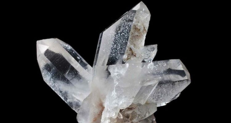 sleeping with crystals under your pillow