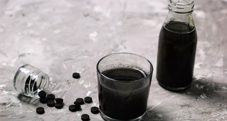 taking activated charcoal before bed