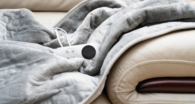electric blanket vs space heater comparison