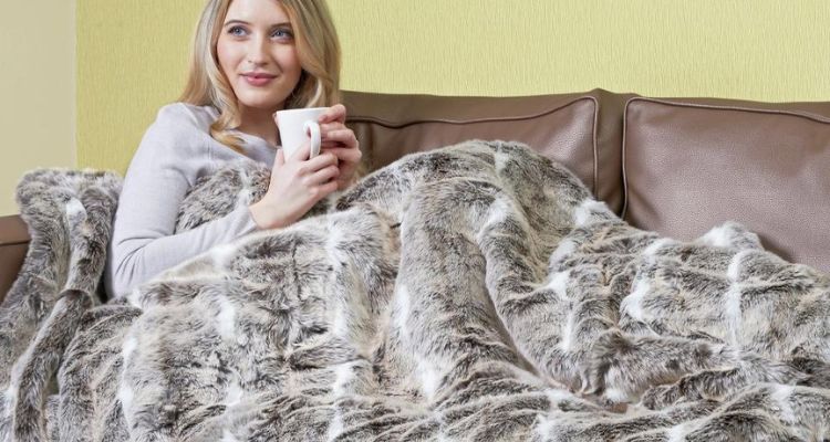 heated blanket vs heated mattress pad difference with pros and cons