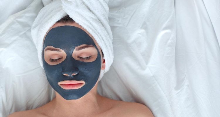 Is it safe to sleep with a mask on