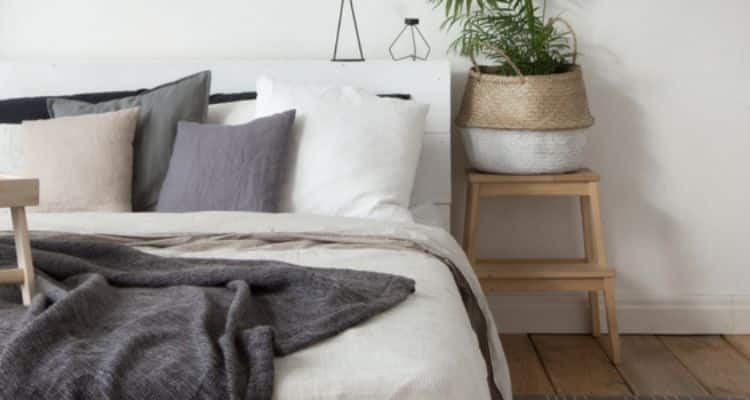 flat sheet vs fitted sheet comparison