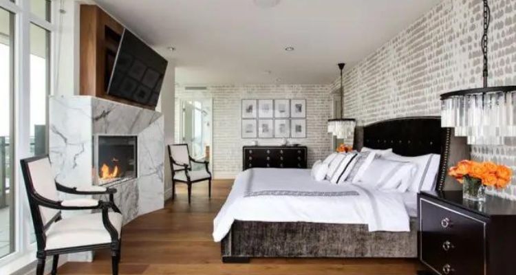 how high should a tv be mounted in bedroom