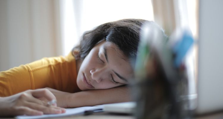 Why am i always tired no matter how much i sleep