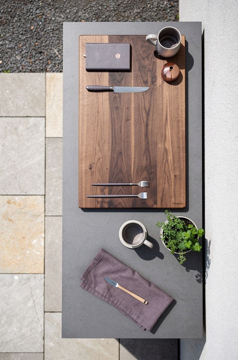 Choose an L-shape for narrow patio corners: Are you trying to save the walkway?