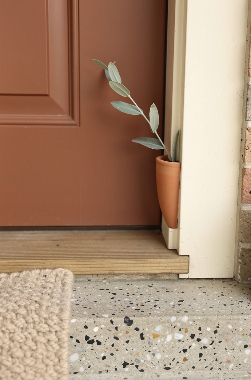 Terracotta paint vs clay pots: how to keep it warm