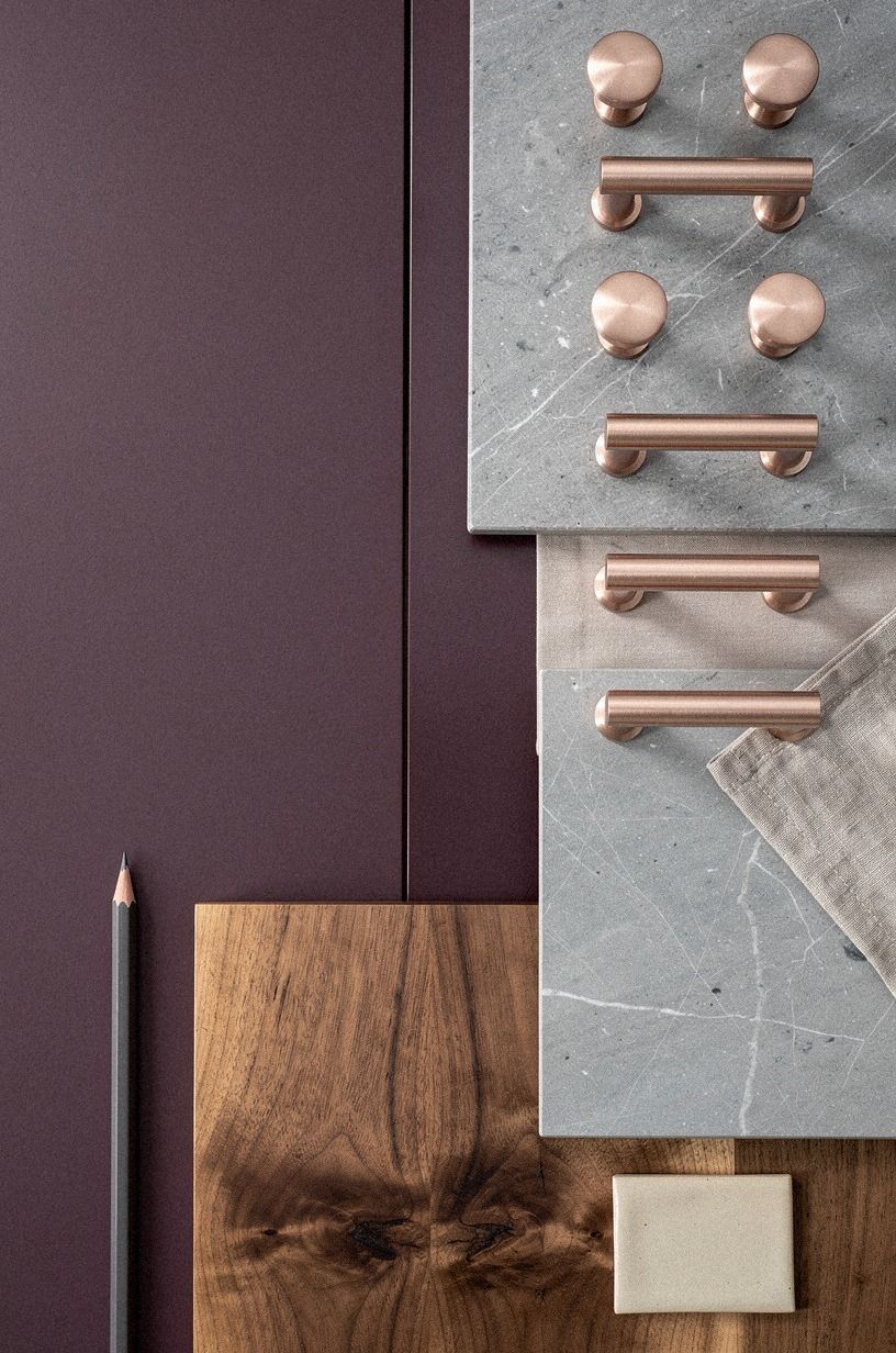 Mix cup pulls with round cabinet knobs