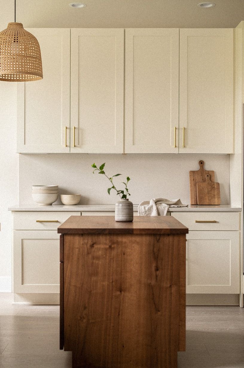 Should you spray cabinet doors in satin warm white?