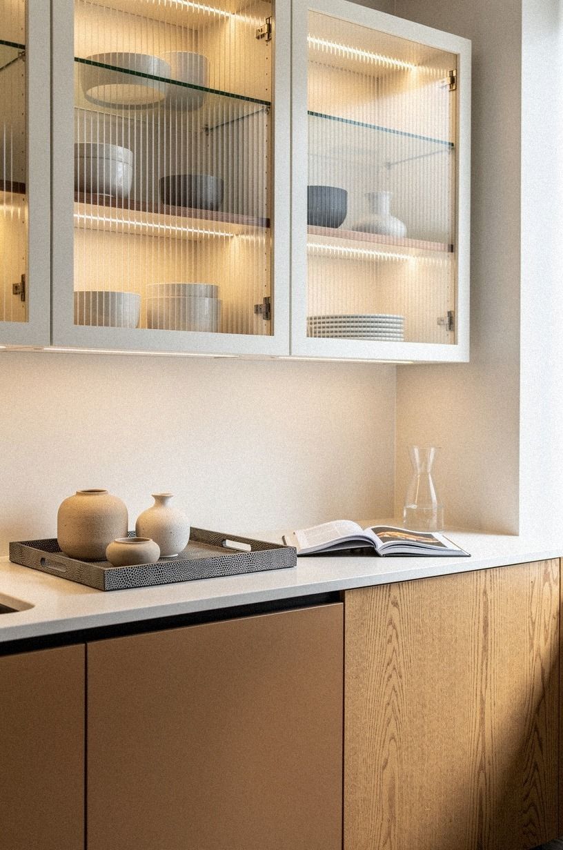 Add reeded film behind glass inserts