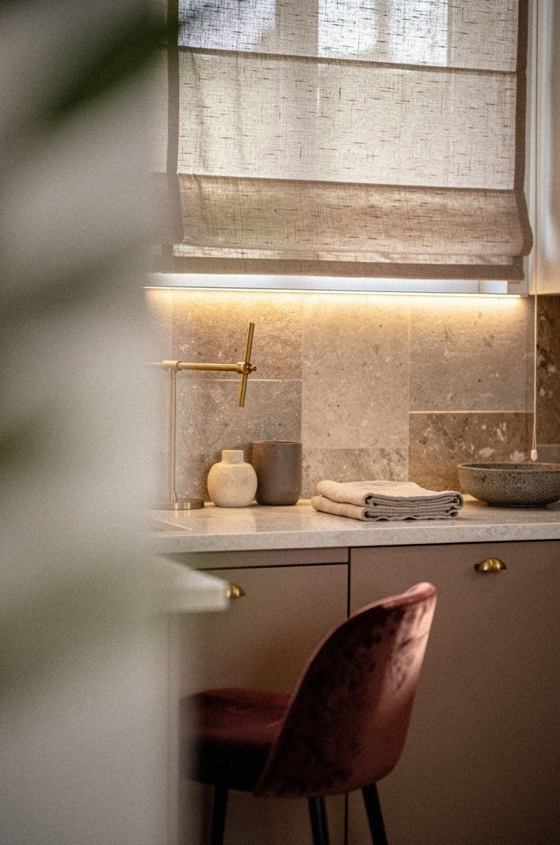 I washed the tile backsplash with low glow