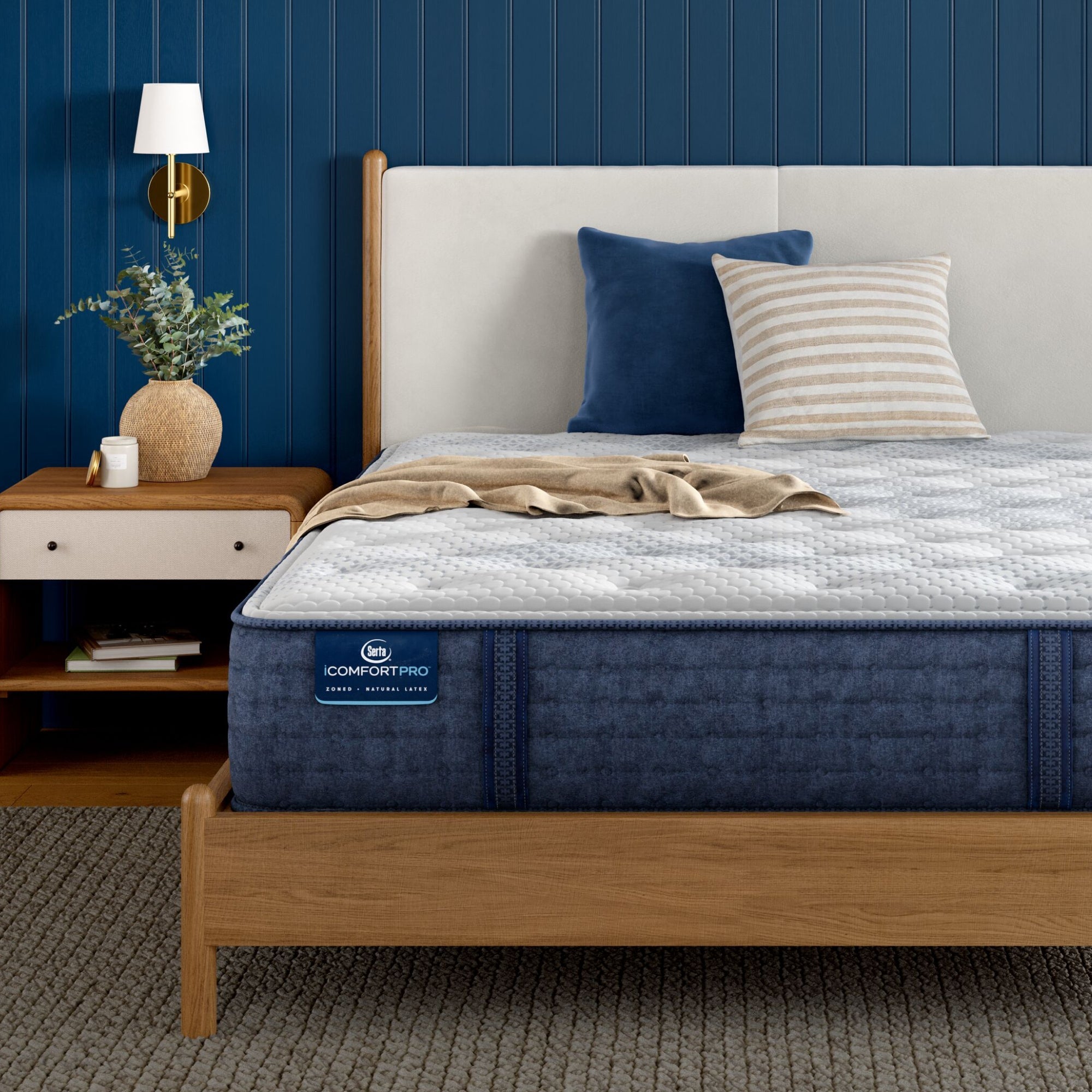 Corner of Serta iComfortPro Ambrose Plush Level Two mattress