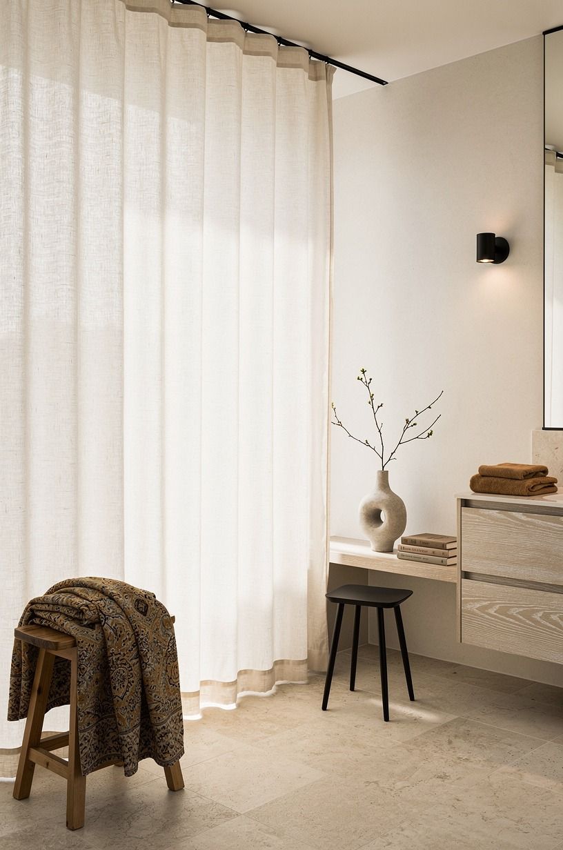 Why does a plain panel beat a busy print? (high shower curtain)