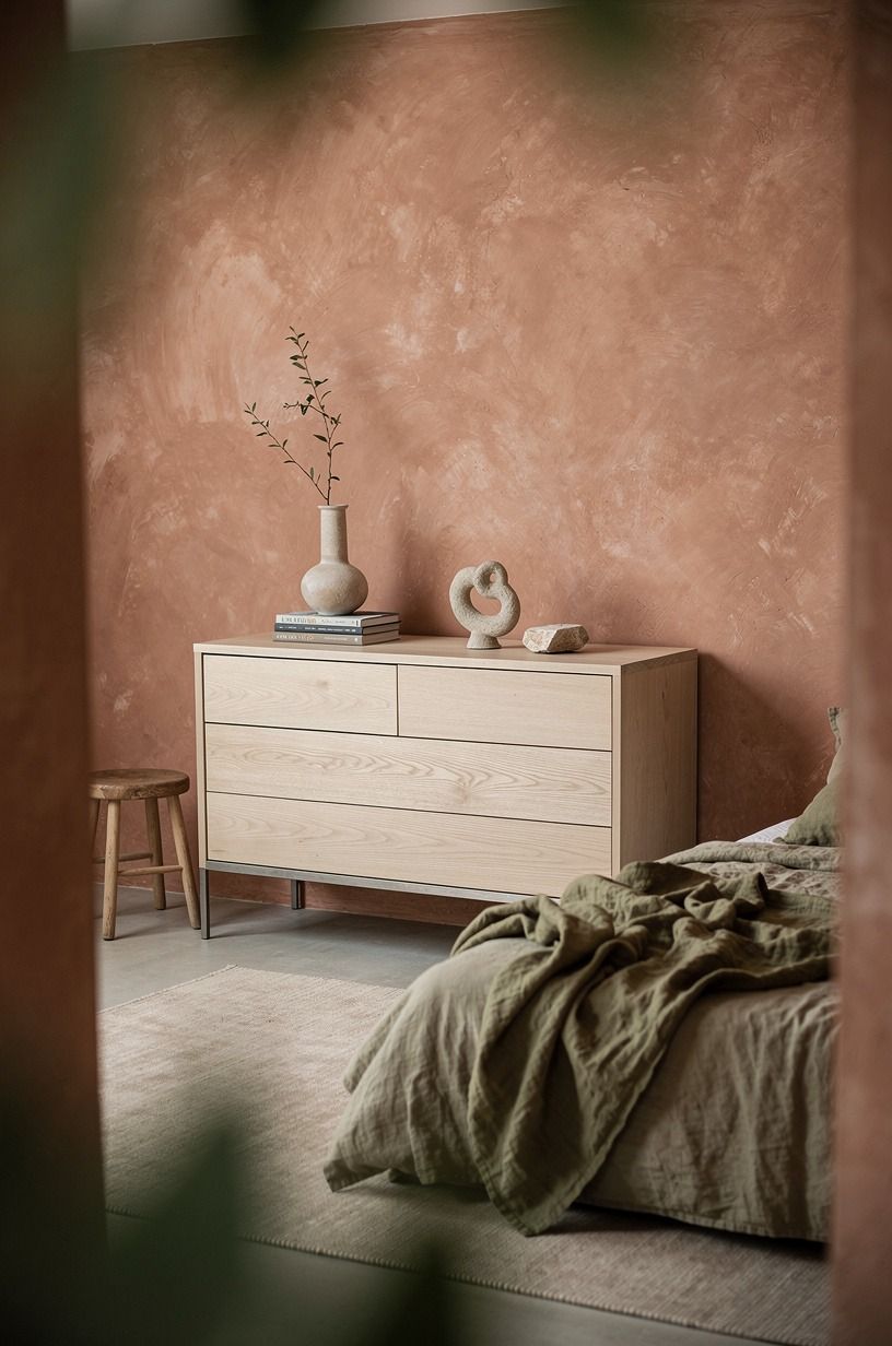 Arrange The Dresser With The Quiet Relic Method
