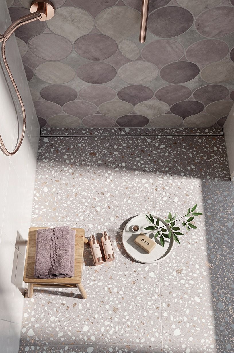 Anchor the Shower With Leafy Scale