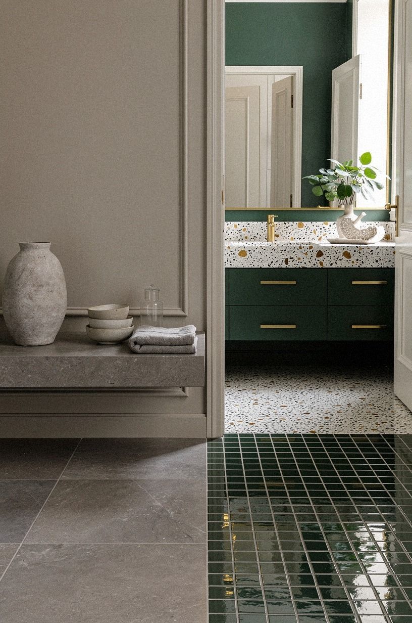 Matte stone versus glossy squares