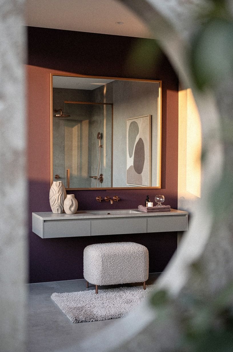Frame the Mirror With the Two-Color Rule