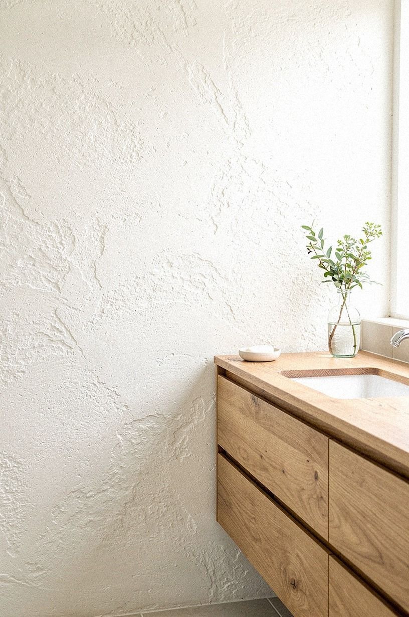 Lay the first coat in a crosshatch, fast and loose
